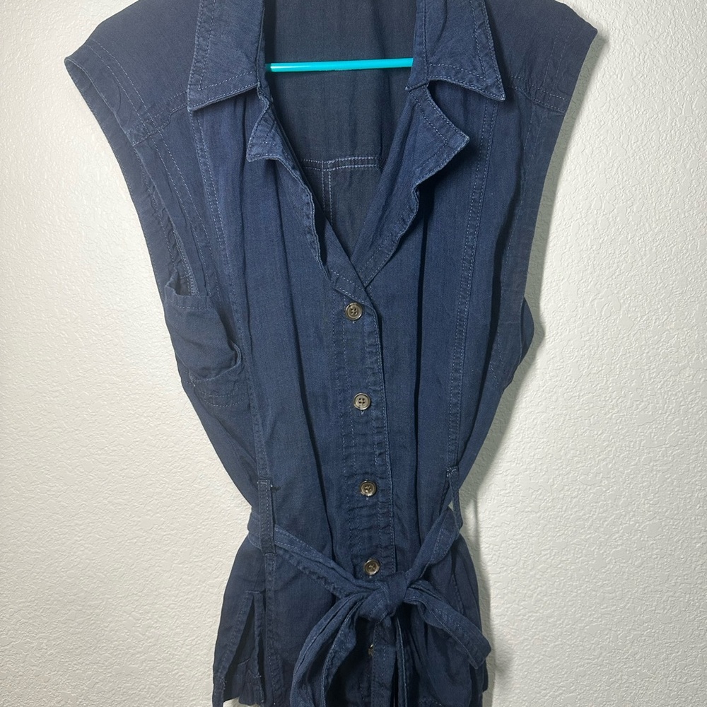 Banana Republic Vest Top